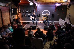 A full-view of the quaint little space! 